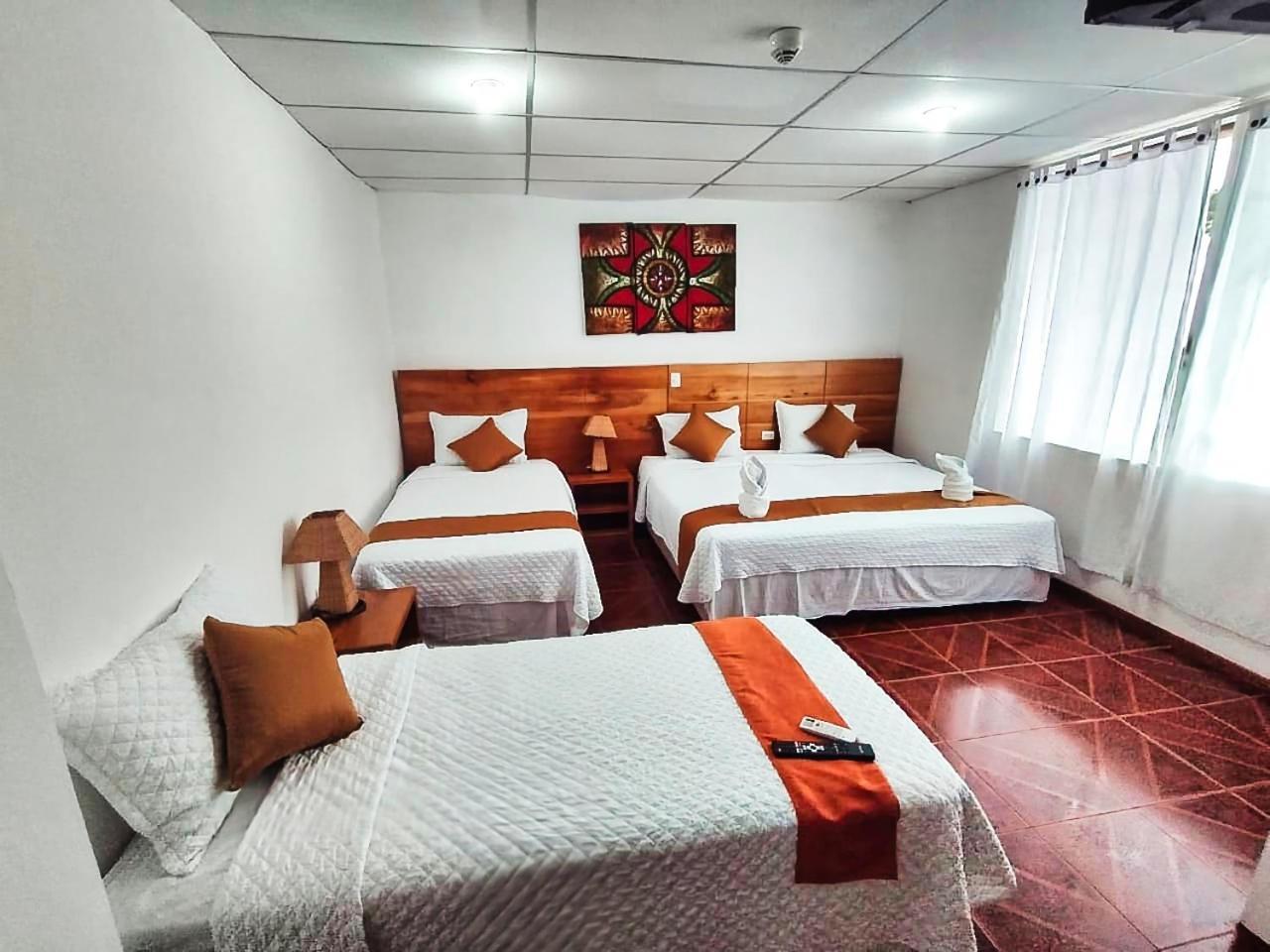 Hotel La Casa De Judy 푸에르토아요라 외부 사진