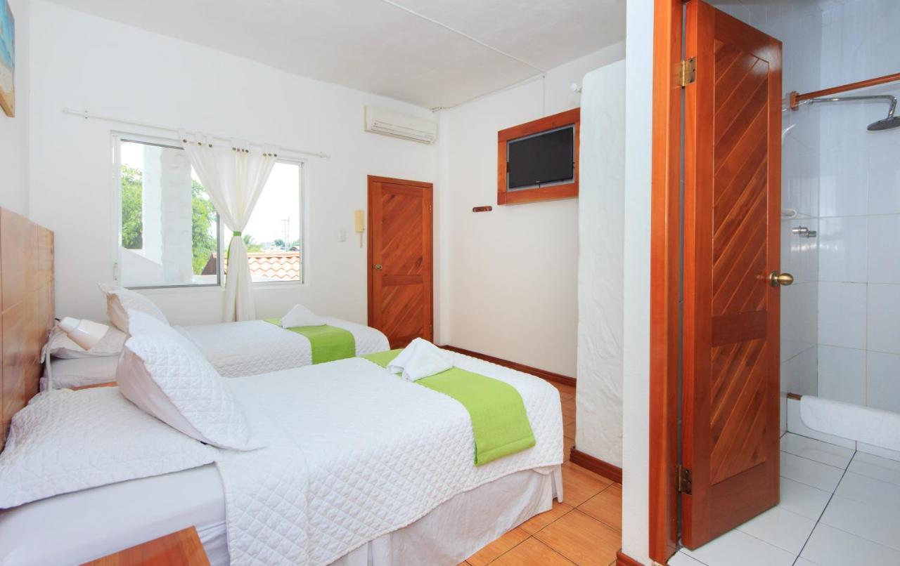 Hotel La Casa De Judy 푸에르토아요라 외부 사진