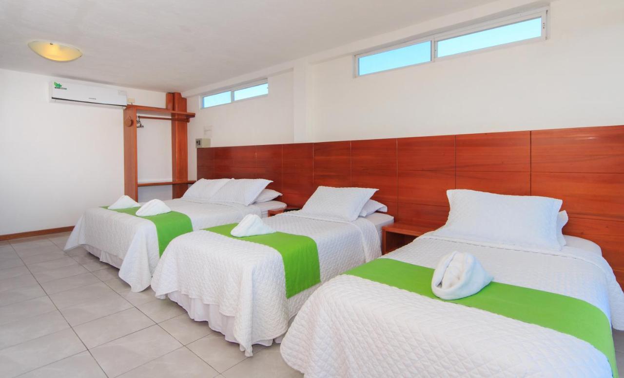 Hotel La Casa De Judy 푸에르토아요라 외부 사진