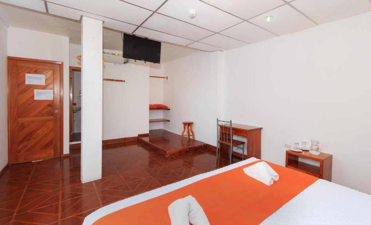 Hotel La Casa De Judy 푸에르토아요라 외부 사진